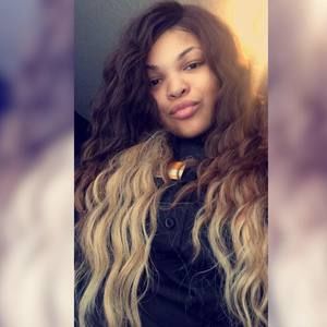 Meet your Posher, Marcia